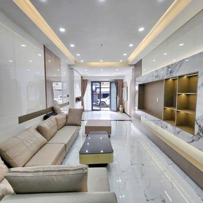 Nhà mới đẹp có thang máy, full nội thất tân quy