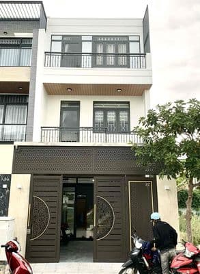Cho thuê nhà nguyên căn full nội thất kđt mỹ gia giá 27 triệu/tháng