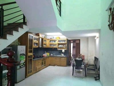 Nhà ngay khu nam long, dt 4,5*23, trệt, 3 lầu, 4pn, đường xe tải