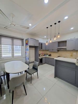 Nhà MTNB 12m khu Tên Lửa 4,5x20m 3 tầng 4PN có nội thất GẦN COOPMART