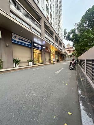 Cần share mặt bằng tầng 2 Shophouse 60m2 -Đã hoàn thiện,có nhà vệ sinh