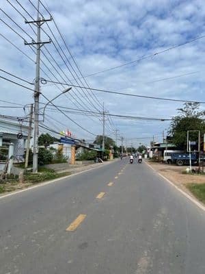 Ann cho thuê nhà nguyên căn gần mặt tiền đường chợ phú thạnhĐN