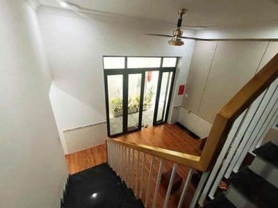 046 cho thuê nhà 2 tầng / homestay mặt tiền trưng nữ vương
