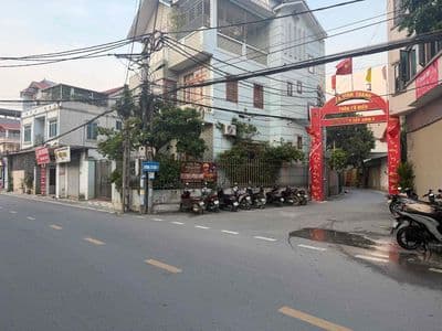 1 lô ***- kinh doanh - oto tránh - quy hoạch đẹp - tp thông minh