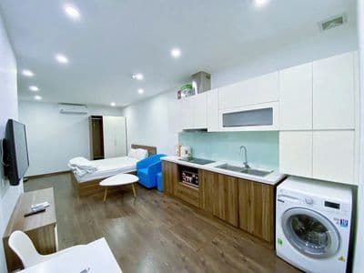 Vào ở luôn STUDIO 38m2 full đồ, cửa kính thoáng, Đào Tấn, BĐ