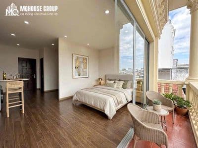 Cho thuê chdv ban công 35m2 nội thất tiện nghi ngay toà nhà viettel
