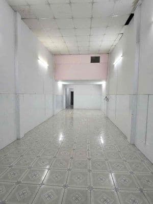 Cho thuê nhà mặt tiền gan chợ khu sung Hiệp thanh giá rẻ 7tr 150m kd o