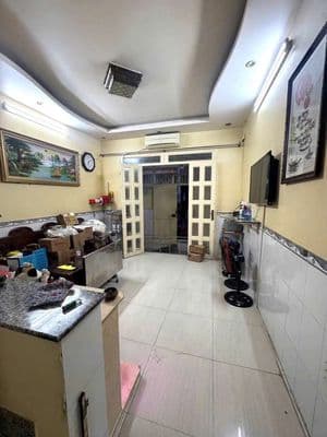 Nhà 8 triệu 2pn.2wc…bình trị đông