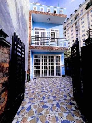 Cho Thuê Nhà HXH Nguyễn Tư Nghiêm Q2, 130m², 2PN, Sân Rộng, 13,5TR