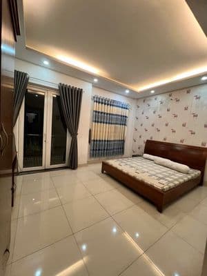 Cho thuê lâu dài nhà phố mặt tiền làm kinh doanh tại Phạm Hữu Lầu Q7