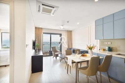 Cho thuê căn hộ cao cấp 5* Golden Bay , 2PN , 70m2 , Hồ Bơi Vô Cực