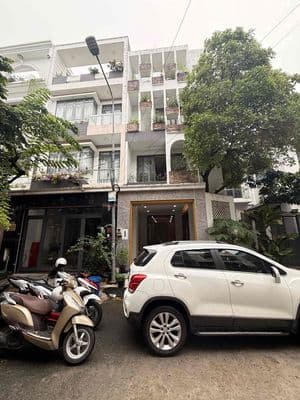Nhà khu anh tuấn nhà bè ở liền
