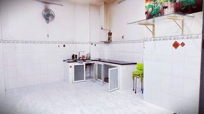 Gia Đình Chúng Tôi cần cho thuê 1 căn nhà tại 163 Lý Nam Đế P7, Q11