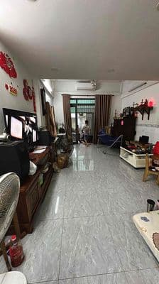 Hàng hiếm ngang 5M truong thi hoa shr 64m2 gia nhinh 3 T