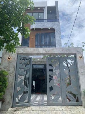 Cho Thuê nhà 3 Tầng MT Hoà Minh sát Biển