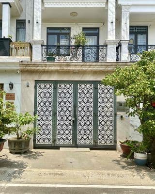 Cho Thuê nhà Mới 2 Tầng 3PN Đối diện trường trần phú sát bên chợ TTN8