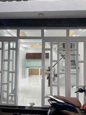Cho thuê nhà hẻm Đất Thánh , Phường 6, Tân Bình. ( 2PN-2WC) . 2 tầng