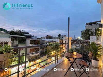 Studio bancol ngay bờ kè hoàng sa trường sa