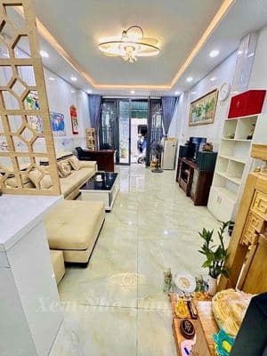 Gấppp! - ngay khu tên lửa, 40m2, 2 tầng đường xe hơi quay đầu