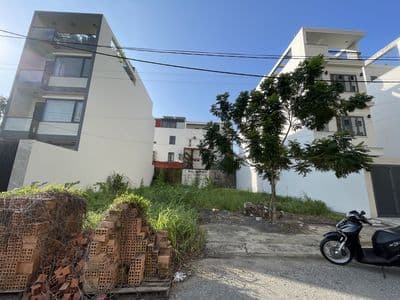 4,7 tỷ nền 112,5 m2 ( 5x22,5 đường 16m ) đối diện chung cư tại Phu lợi