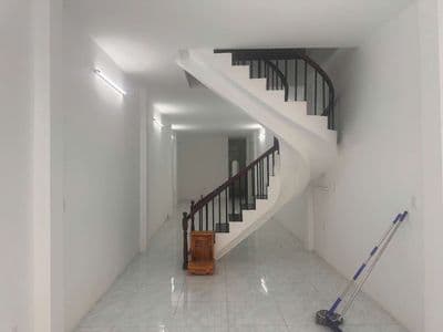 Cho thuê NNC nhà mặt tiền đường Đặng Chất P1 Q8