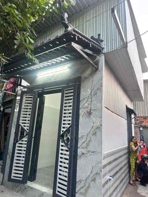 Vị trí: 146 An dương Vương - nhà góc ngay sát ngã tư võ văn kiệt và A