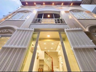 Bán nhà mới full nội thất có dòng tiền