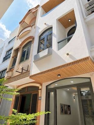 Nhà ðẹp hi.ế.m - hẻm xe hơi – bàn cờ - quận 3. chỉ 8,1 tỷ.