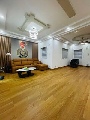 Cần chuyển nhà theo công việc mới
