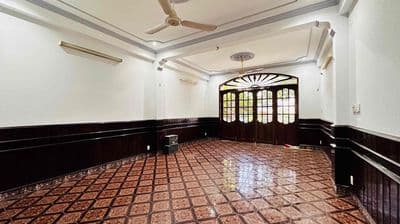 Cho thuê nhà mặt tiền Đại Lộ Nguyễn Tất Thành 3 tầng - Diện Tích 73m