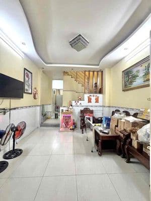 Nhà 4x12 1 lầu 2 phòng ngủ 2wc, Đường Bình Trị Đông