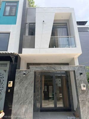 Cho thuê nhà nc đường 18b (mã lò) - bình tân - 10trieu- 2pn - hẻm xh
