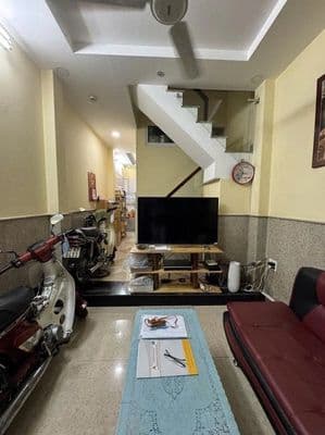 Hiếm - lê văn sỹ phú nhuận - 31m2, 4 tầng, 4 phòng ngủ, sân thượng.
