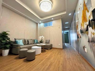 CHO THUÊ CĂN HỘ PHỐ QUAN NHÂN 60m 2 ngủ 2wc giá 9.8tr/tháng