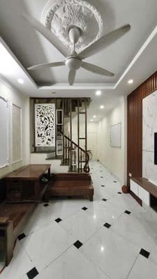 Chỉ 5,4 tỷ mà có 30m2 nhà 5 tầng ở xuân phương?
