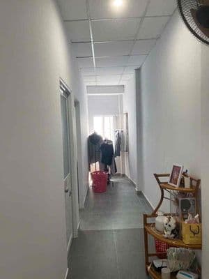 nhà mới đẹp 1 lầu 2pn 2wc có sân sau rộng