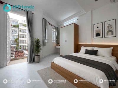 1 Phòng ngủ ban công ngay Hoàng Sa Tân Định full nội thất mới