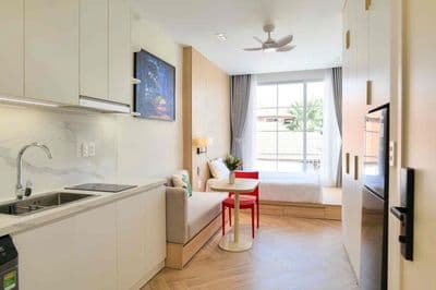 Studio mới xây ngay đỗ xuân hợp, gần ngã tư bình thái