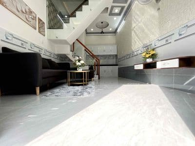 Bán nhà mới xây lầu đúc hẻm 2174 Huỳnh Tấn Phát DT:3,2x7m 2Tầng 2pn