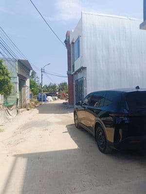 Nhà 2 tầng gần các trường 123 giá hạ bán nhanh
