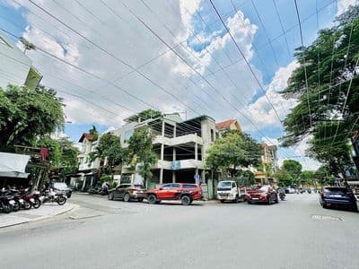 Cho thuê Mặt tiền Hoa mai -9x20m-4L- Giá:70tr