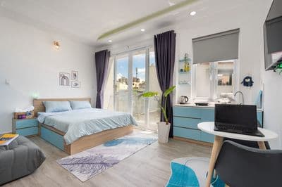Chdv bancol cửa sổ full nội thất ngay trung tâm tiện nghi