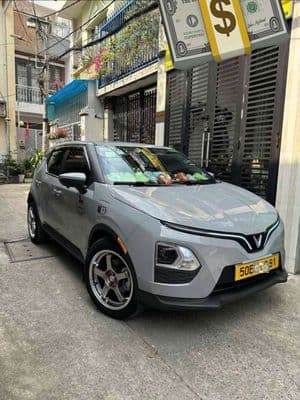 Hẻm xe hơi, nhà 3 tầng xây 2023 - 4pn lotte nguyễn văn lượng nhỉnh 4t