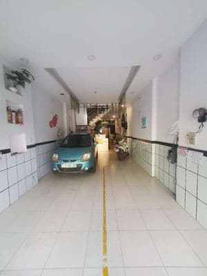 Mặt tiền 21 đường Số 27, đối diện BHX cách ĐH Công Thương 250m.