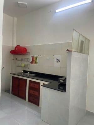 Q. Tân Bình, P.10. Nhà mới , sạch sẽ , 1 lầu cho thuê!