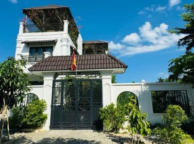 Cho thuê nhà sân vườn 4pn khu biệt thự nam nha trang 27 triệu/tháng