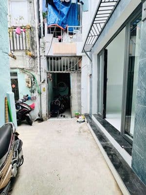 Bán nhà mới hẻm 361 đường Bình Đông P15 Q8