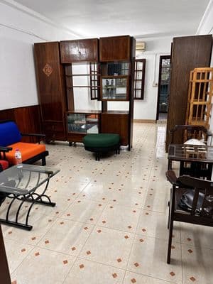 Cho thuê căn hộ tập thể tầng 2 Nguyễn Công Trứ 50m2 -1 ngủ -1 khách