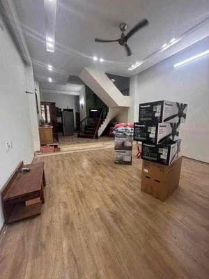 Cho thuê nhà 3 tầng MT ĐỖ NHUẬN - Hoà Minh gần Bến Xe Trung Tâm DT đấ