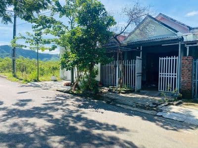 Đất tái định cư nam nhà vườn giá sụp hầm, 92,5m2 hướng đông nam